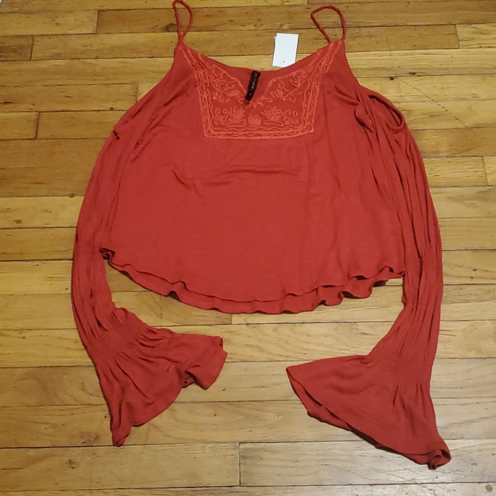 NWT Ban Jara cold shoulder boho shirt sz small